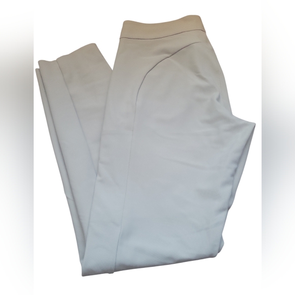 Athleta Women's Light Gray Leggings - Picture 4 of 10